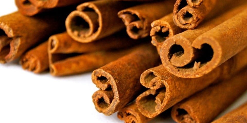 óleo de canela